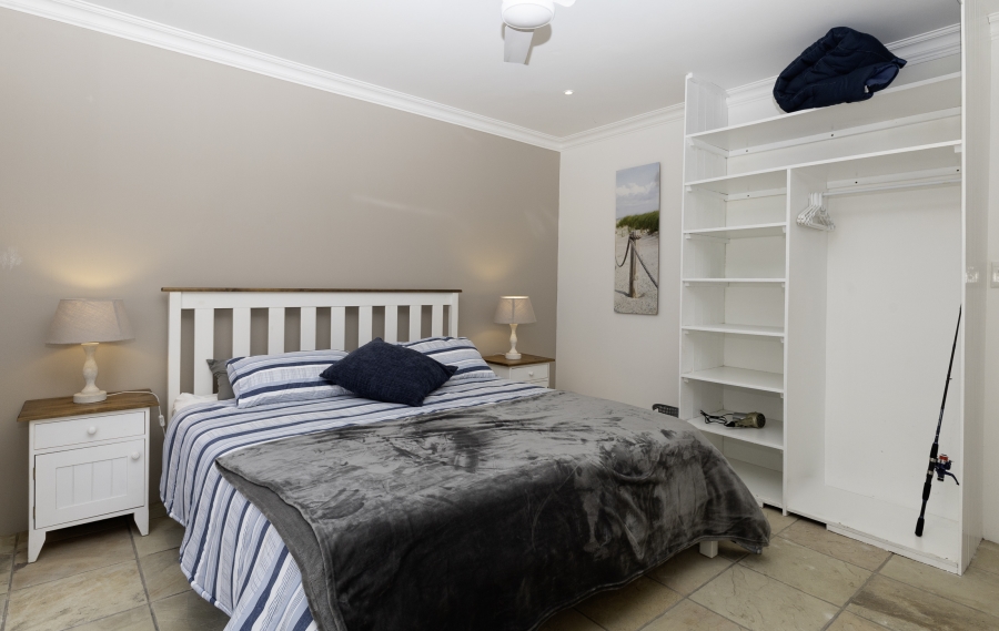 5 Bedroom Property for Sale in West Beach Eastern Cape